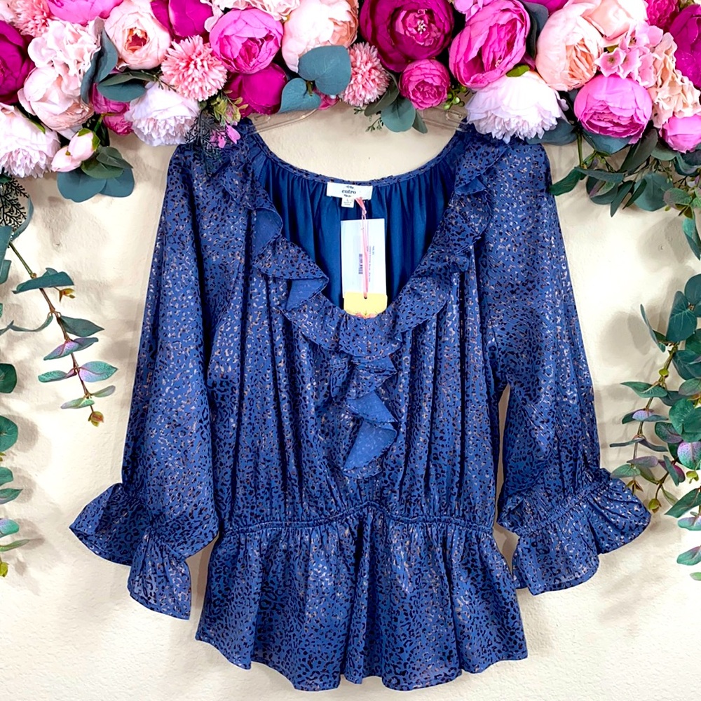 •entro• Leopard Shimmer Blouse [blue slate] |ruffled V-neck| ruffle sleeve cuff